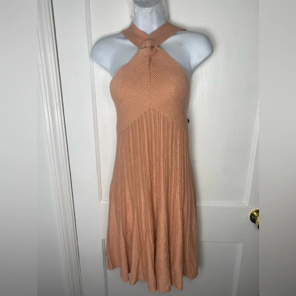 Express NWT Peach Knit Backless Halter Dress - Picture 4 of 9